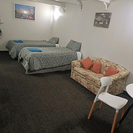 The Cave Motel เลวิน ภายนอก รูปภาพ